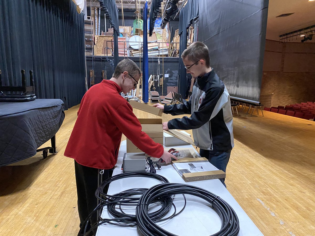BHSAcademics's tweet photo. BHS Amateur Radio Club hard at work today installing the necessary equipment for the upcoming International Space Station contact happening the week after Easter! How cool that Chieftain Nation gets to talk to an astronaut live! 😀🚀🔭🛰 @BHS_Chiefs @LeadersBhs https://t.co/yvY4aFkCsn