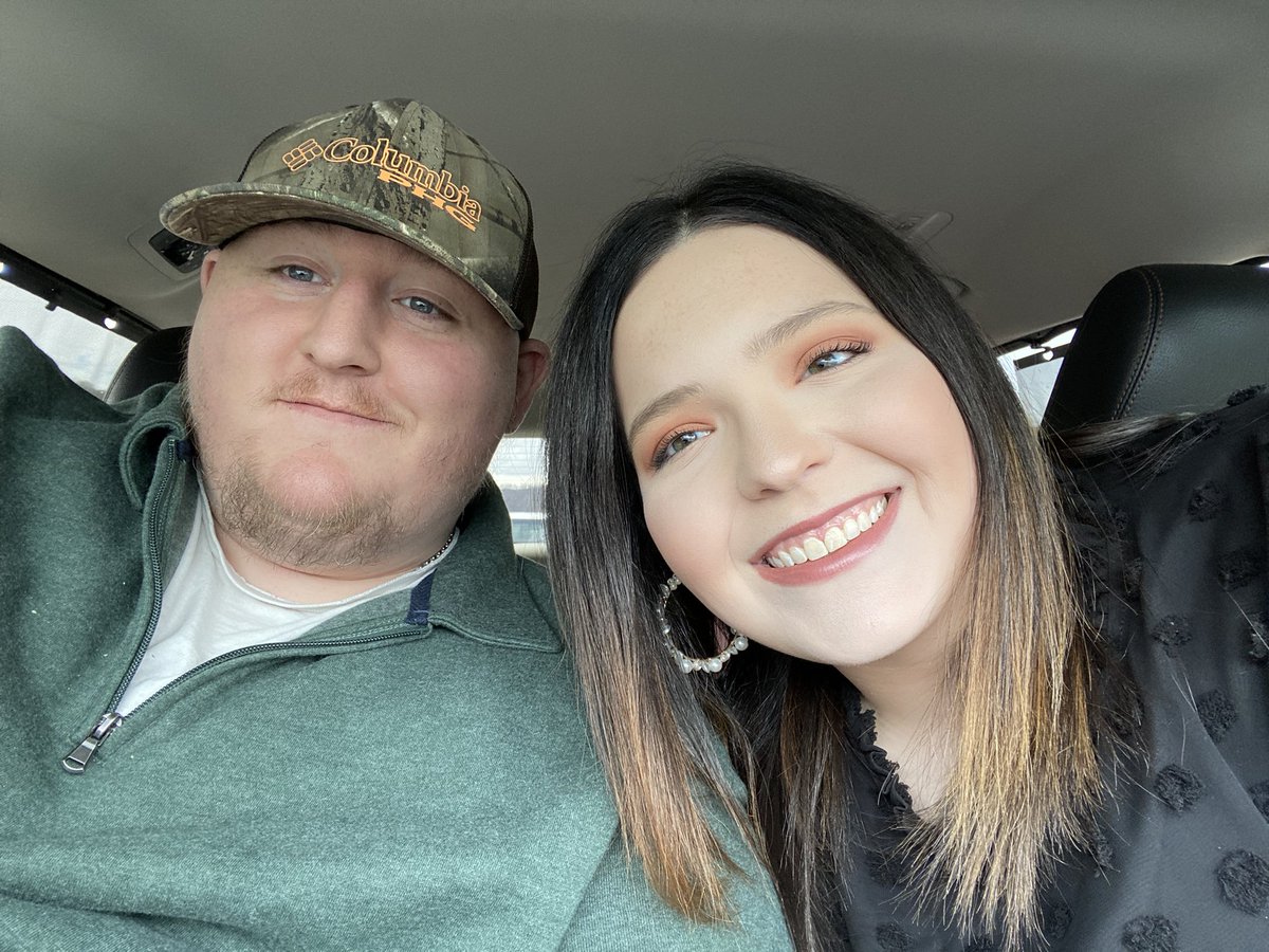 dylan_mhall's tweet photo. Absolutely blessed to call this dime piece mine @ZoeyDye https://t.co/KGfJprkSGa