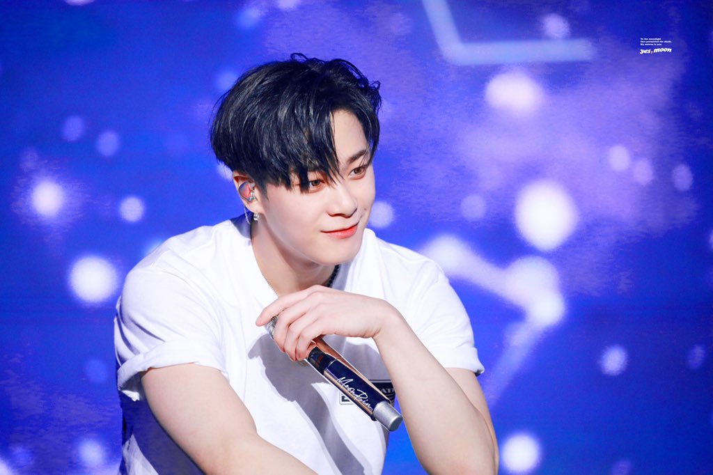 1YES2MOON6's tweet photo. 220409 #문빈 #아스트로 #MOONBIN #ASTRO 

빈아 네 눈동자말이야 
모든게 애정어린 시선에 다정히 담겨 
그렇게 빛을 내나봐💗✨ https://t.co/upaPowKsur