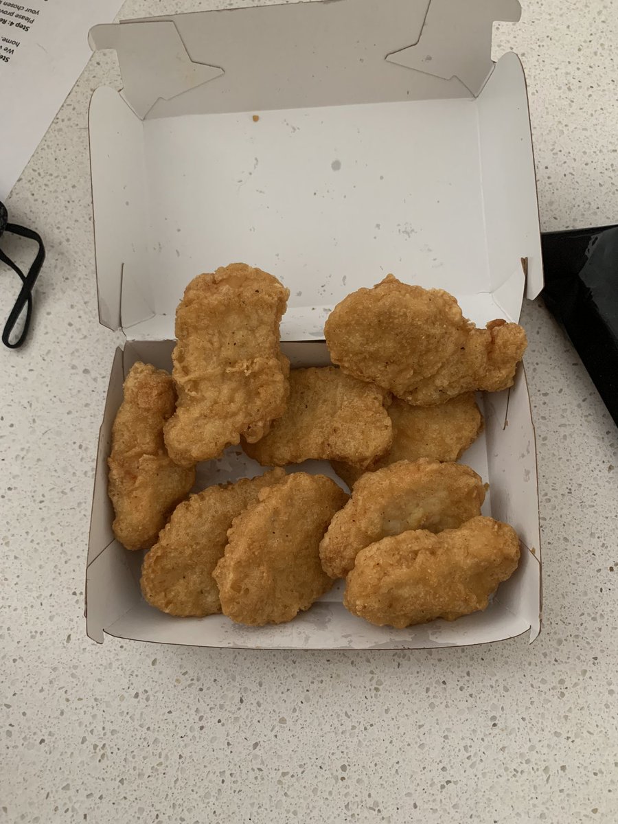steven_sievert's tweet photo. Ordered a Big Mac pack from @McDonalds and the first pack of nuggets only had 9. I thought okay mistake. Opened the second pack and there was 9 as well! What’s with this!? https://t.co/Xn8wDMW35u