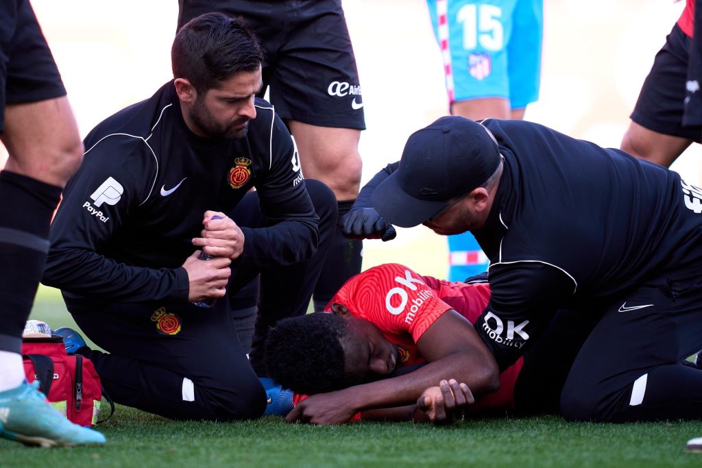 TemaMetroFA's tweet photo. Get well soon son https://t.co/oUkdBtZTUZ