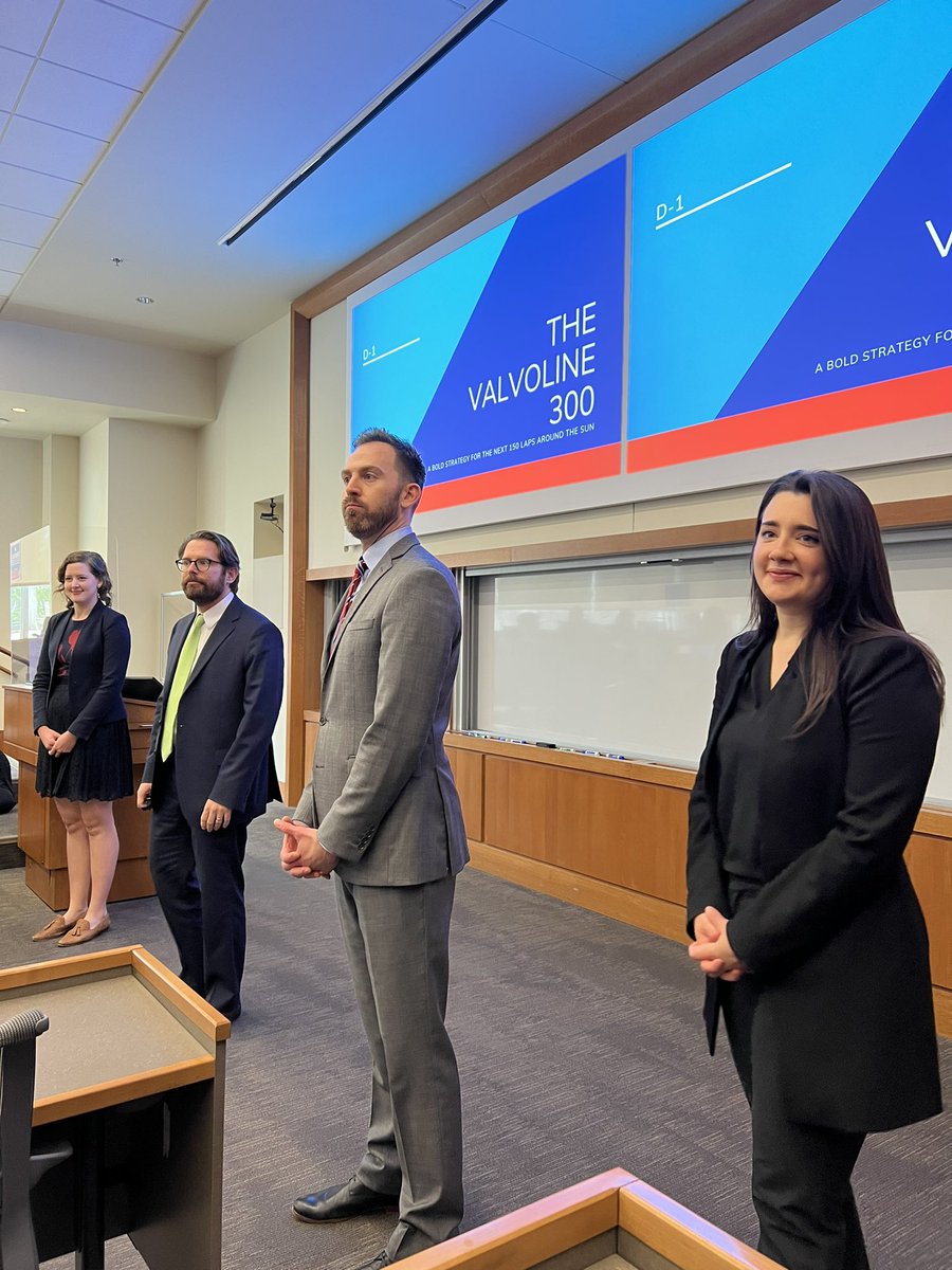 SECAcademics's tweet photo. NEWS | @HaslamUT team wins 2022 @SEC MBA Case Competition @UKGattonCollege and team member  Gregg Hammond wins individual award for Best Q&amp;A. https://t.co/3qsigrtFY3