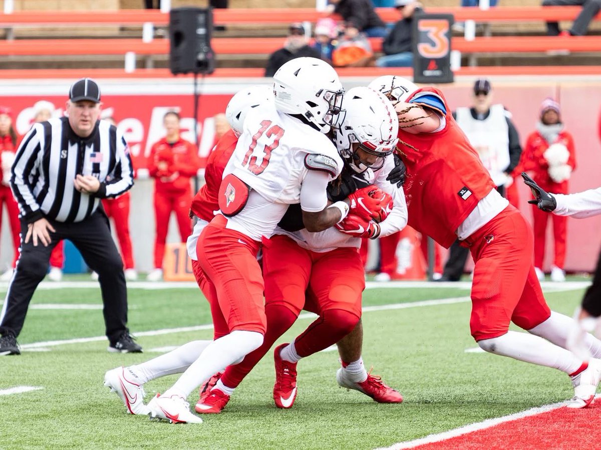 RedbirdFB's tweet photo. A perfect day for π to wrap up #SpringCamp22 https://t.co/UXwyaNnmf3
