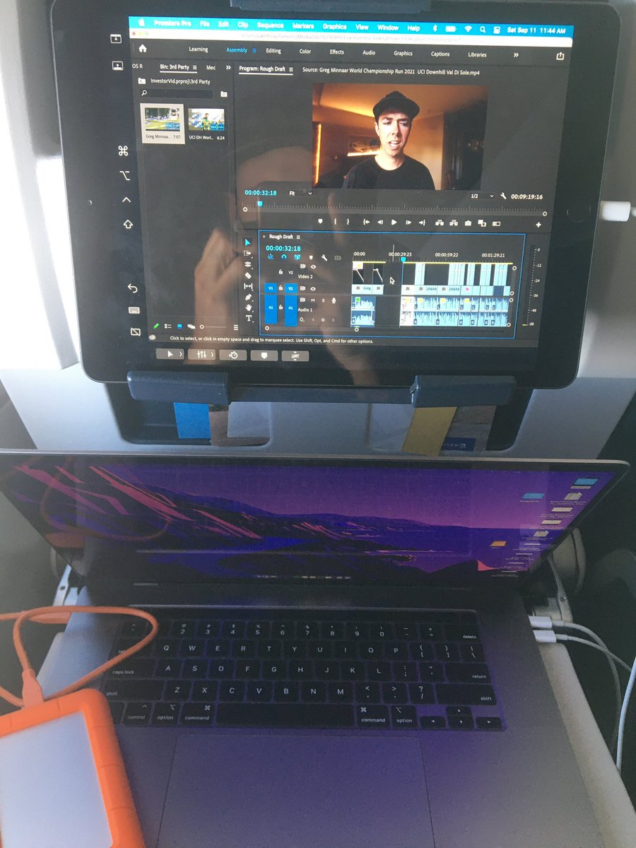 JakeFrew's tweet photo. @codywanner @AmericanAir Dude, I used one of those to hold my iPad, connected the iPad to my MacBook as a second monitor, and it was the greatest plane editing experience of my life!!! https://t.co/13pAvrHXSq