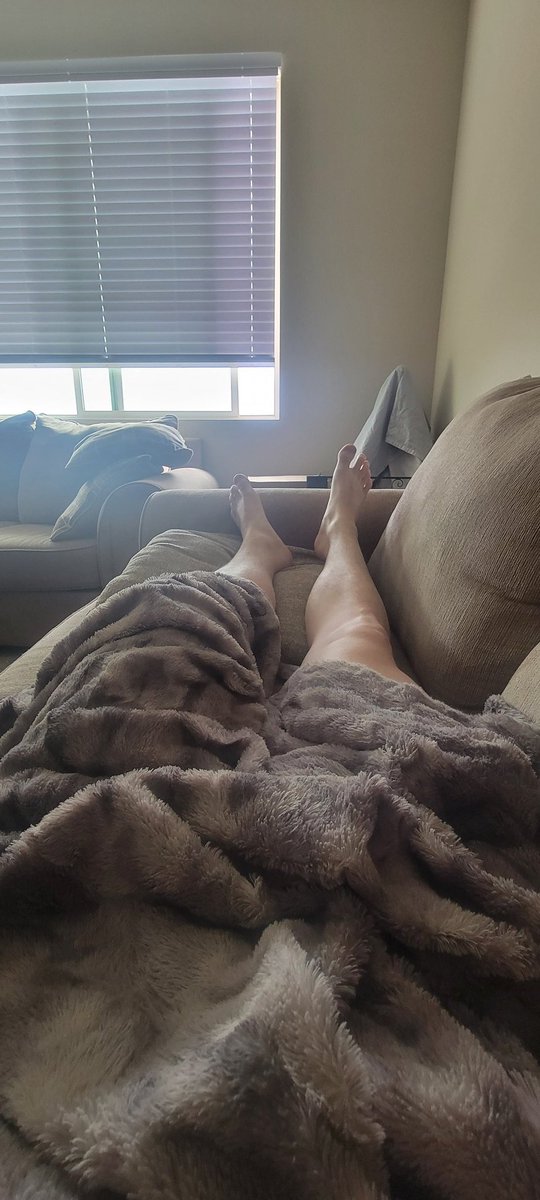 Size12Jared's tweet photo. Hungover af today. Someone make me feel better https://t.co/lzAoUhWlbi

#feetmen #feet #feethot #findom #feetworshi̇p #footworshi̇p https://t.co/a6IHkSoUBs