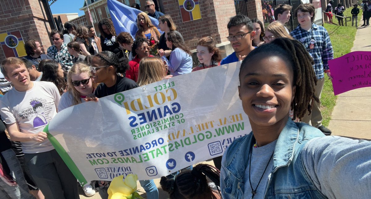 lakeslia_mosley's tweet photo. #TogetherWeRize Her story is our History! I’m so grateful and thankful I got to march with amazing women. This generation will be the change we all want to see. #BlackWoman #MarchForBlackWomen https://t.co/gf1slffe0F