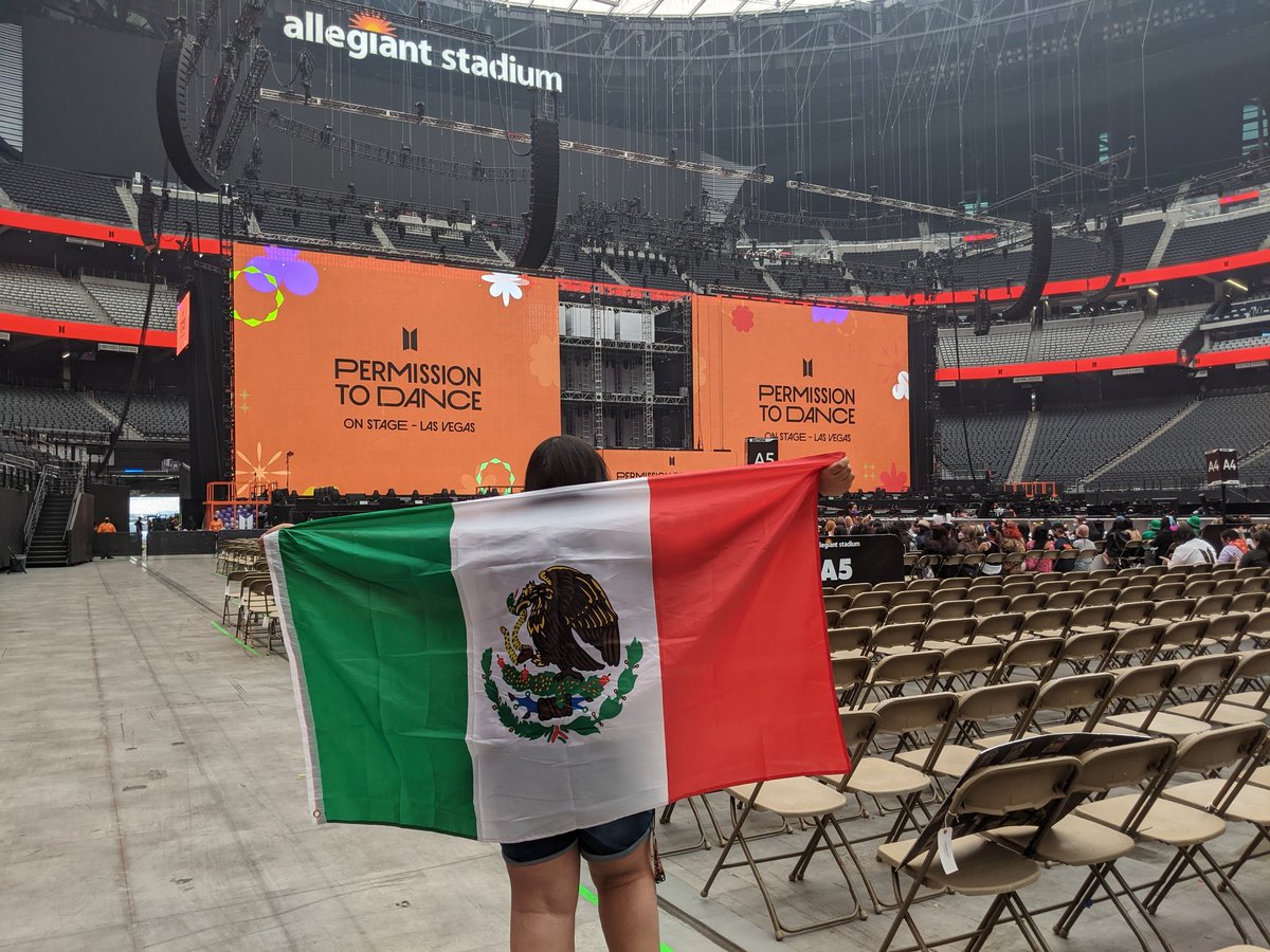 Erikavm101's tweet photo. YA ESTOY DENTRO 💜😭 https://t.co/iMbr8GhqgB