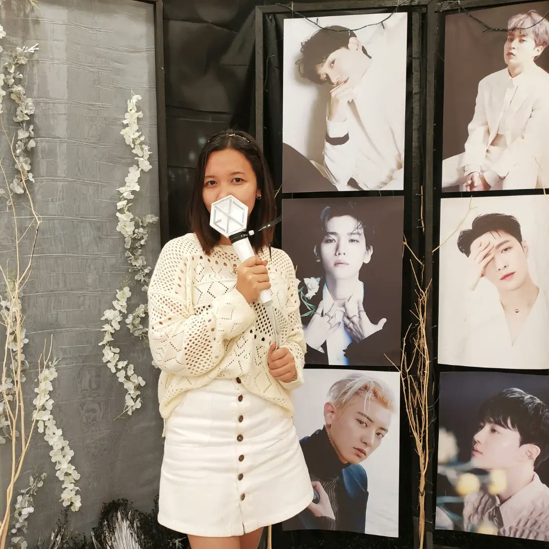 ilovevyah's tweet photo. Reliving the moment with our boys
#ADecadewithEXO 
#ERISTALEDVO https://t.co/QY7aIfxK0N
