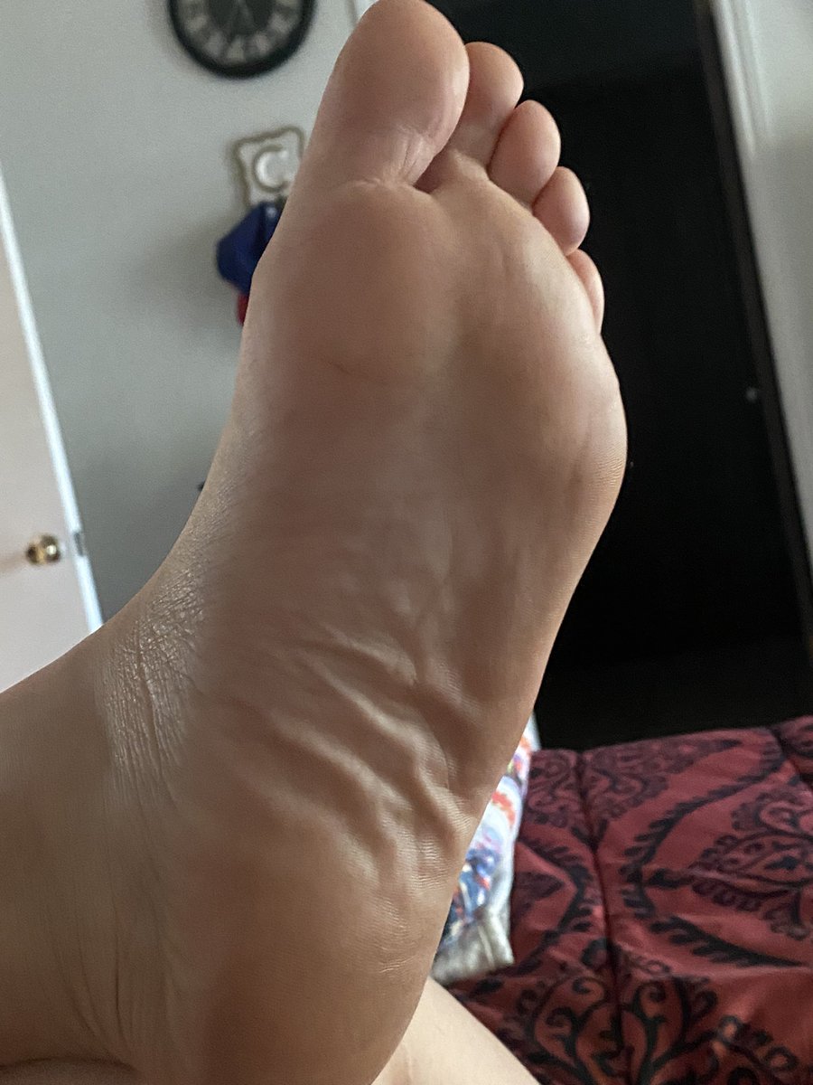Que83550101Feet's tweet photo. Dirty 😚😉 https://t.co/CPguy3gUE7