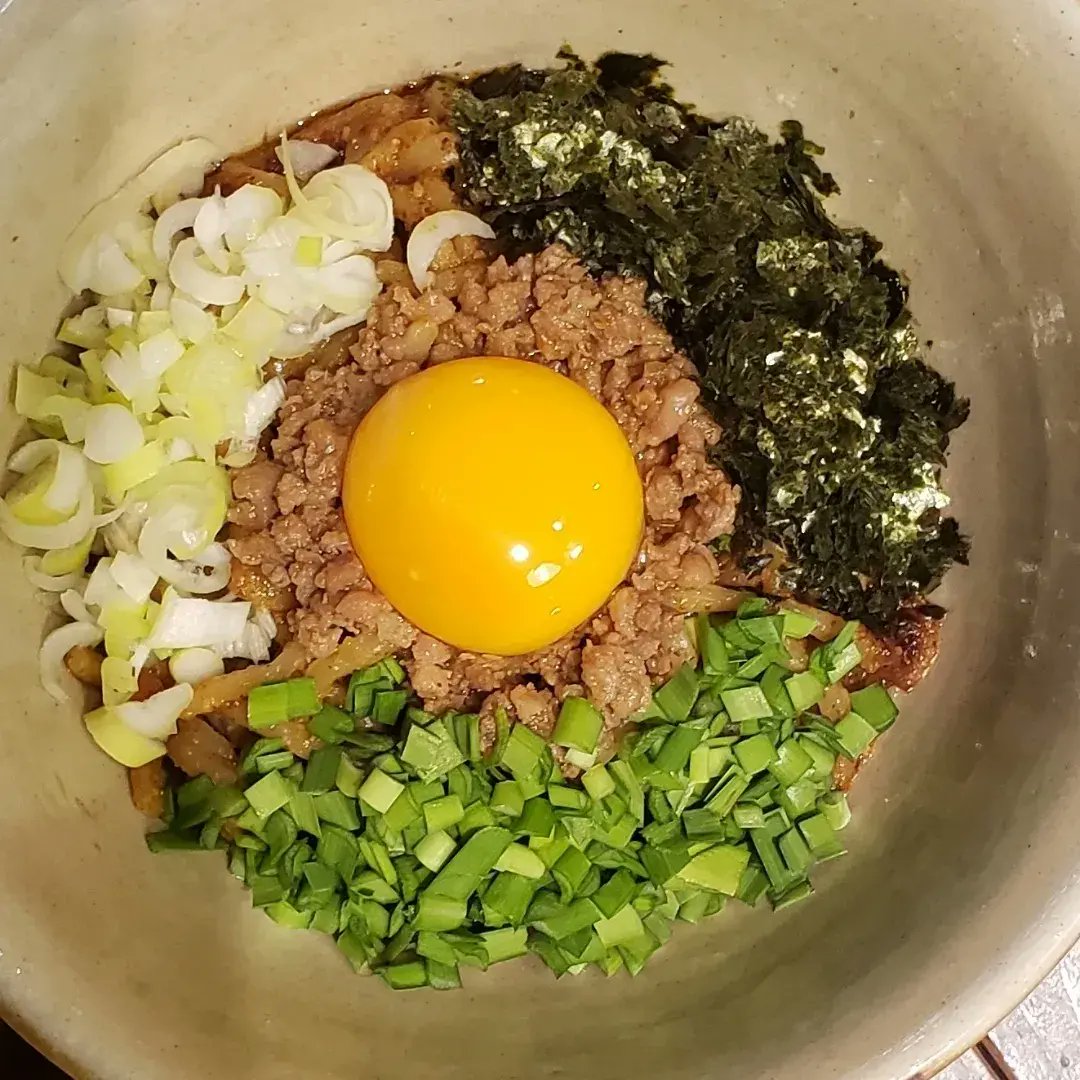 mahorobakoza's tweet photo. テイクアウトなどもやってます❗
本日もよろしくおねがいしますm(_ _)m営業時間:11時30分～19時30分L.O
まぜ麺
#まぜそば
#汁なし麺
#油そば
#つけ麺
#ラーメン
#noodles
#okinawatogo
#FastPick
#UberEats
#出前館
#沖縄テイクアウト
#沖縄グルメ
#沖縄ランチ
#沖縄ディナー https://t.co/AftNeru2la