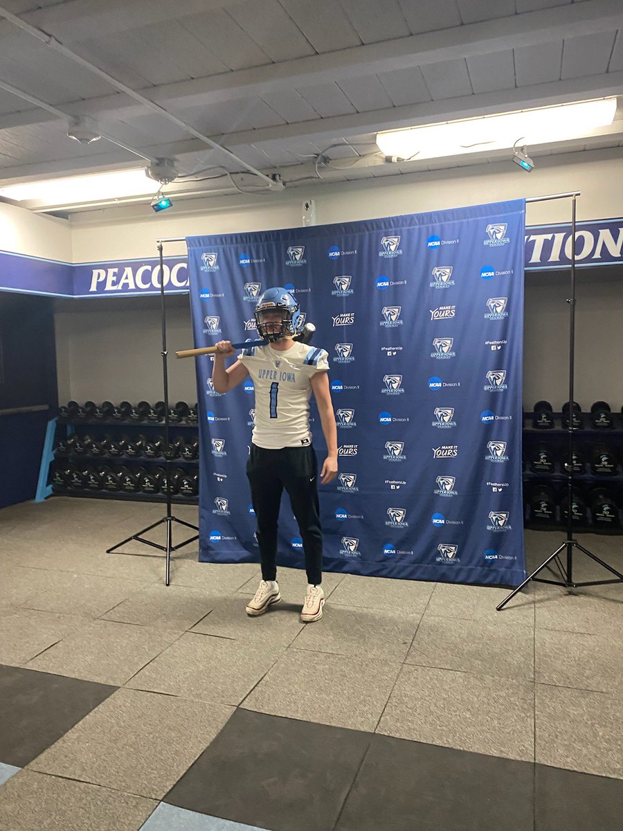 TannerClasen's tweet photo. Thank you for the invite @Coach_TMorrison &amp; @CoachParling! Had a great time at the junior day and would love to learn more! @Upper_Iowa_FB https://t.co/r9dsBUie6c