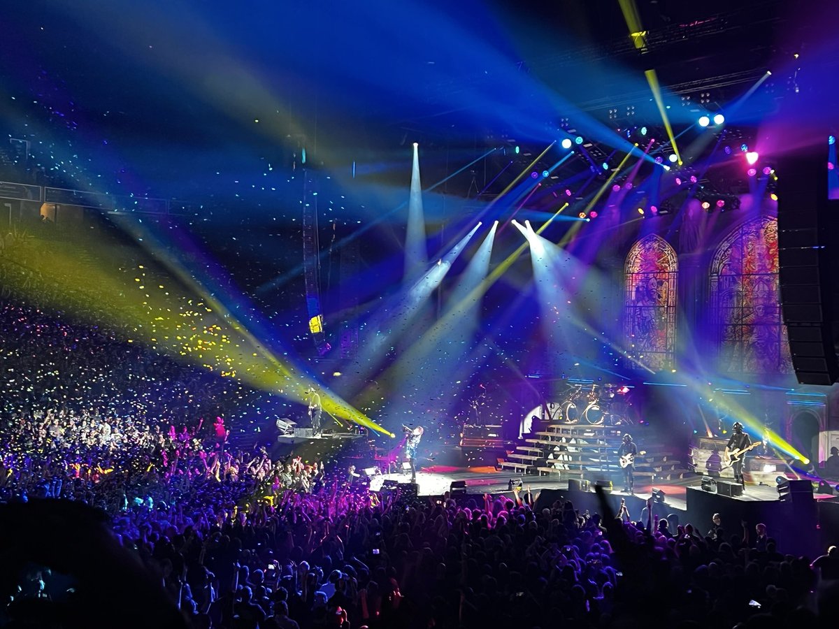 BeckyWatts1's tweet photo. So so good to be back @AOArena Manchester and even better to see @thebandGHOST honestly I was one of the best gigs I’ve ever been too. Every second was brilliance #ghost #imperatour https://t.co/w7UyNhjU9J
