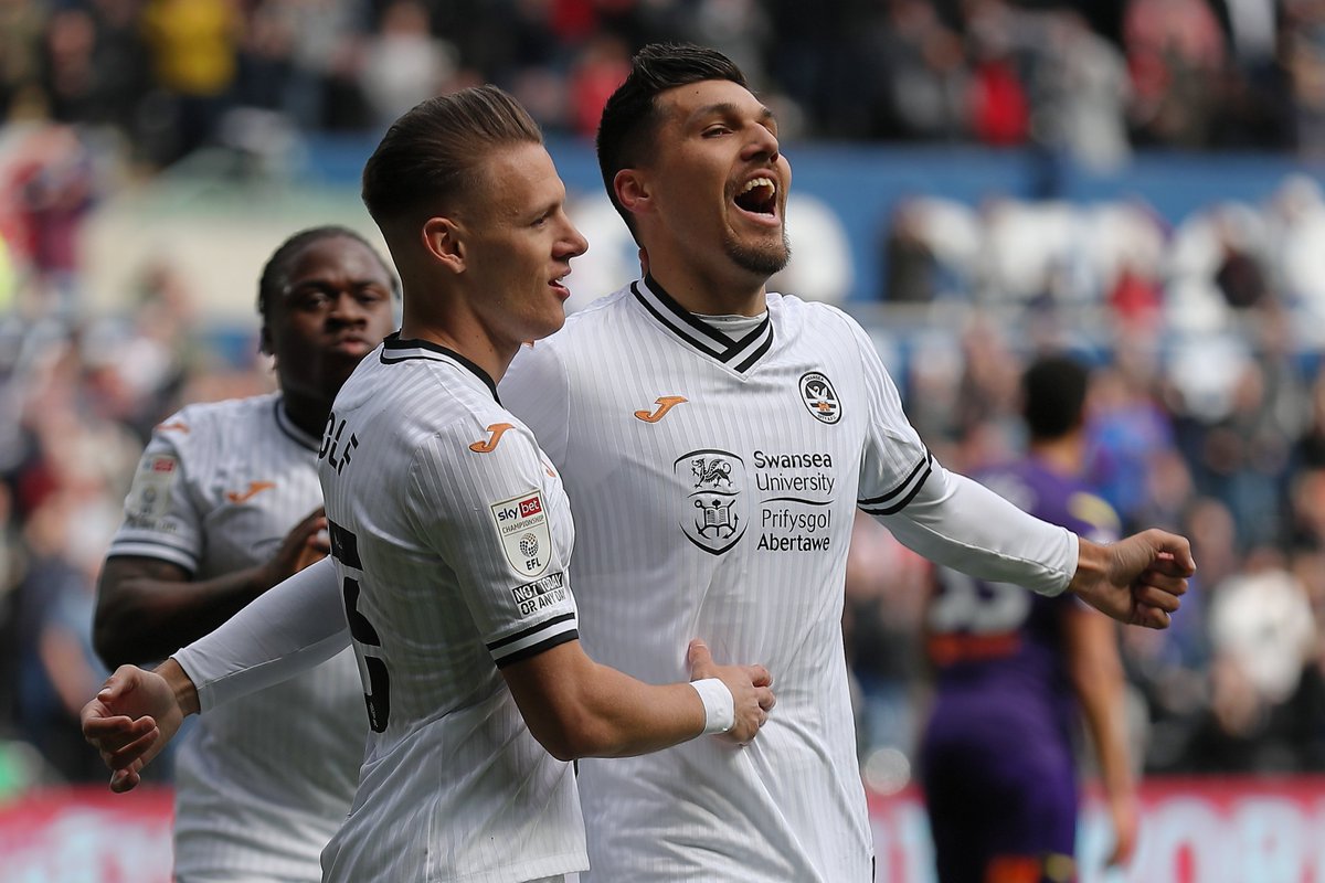 athenapics's tweet photo. EFL #championship @SwansOfficial 2-1 @dcfcofficial https://t.co/DRyy3i8ImM Wales, UK. #sportsphotography #sportsphotographer #footballphotography #soccer #swanseavderby #swavder #swader #uppaswans #jackarmy #yjb https://t.co/7VNuNkJq7q #joelpiroe #russellmartin https://t.co/Iz0wchXu0Q