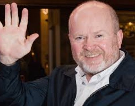 Spurs fans at half time v Spurs fans at full time 🤣