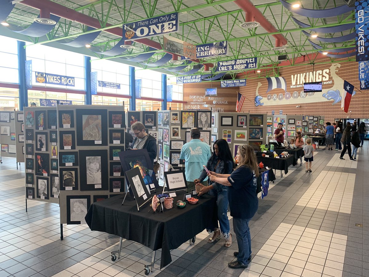 DarylTHay's tweet photo. Wonderful to see all the talent and creativity on display at the @BryanISD Artfest! #bcstx #destinationbryan https://t.co/mdH0l8nVRq