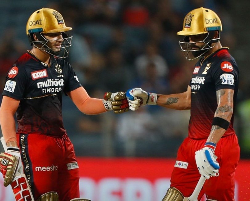 DineshKarthik's tweet photo. Two more points in the kitty ✌️
#RCBvMI https://t.co/UfVsiapWDt