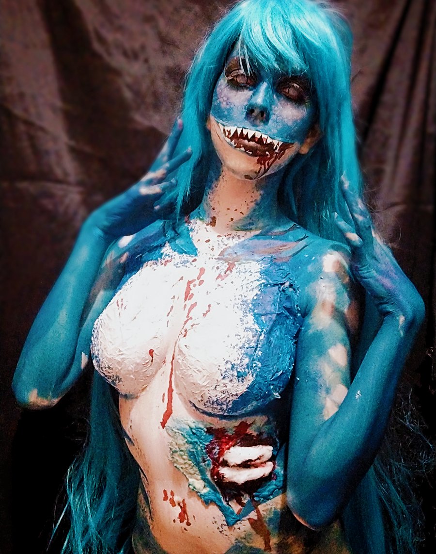 LisandraRodrg18's tweet image. El primer boddy Paint que hice jejeje. Es un tiburón zombie . Que ganas de hacer otro
#boddypaintinh #boddypaintingshark #shatkmakeup #zombieshark