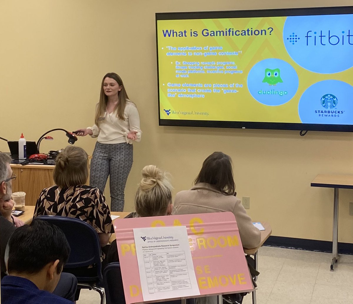 ThorstenWuest's tweet image. Our #SmartManufacturingLab UG research superstar Isabelle Nesbit is presenting her research on #Gamification in #Manufacturing at @WestVirginiaU’s Spring #Undergraduate #Research Symposium. So #proud of her excellent work and steep learning curve!  @wvustatler @WVU_IMSE
