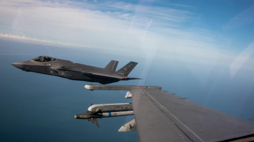 scan_sky's tweet photo. After Supporting 4 x Hill AFB F-35As ⚡(#TREND) Across The Pond: #USAF - KC-10A - 79-1947 - #ROMA91 Is Inbound To McGuire AFB 🇺🇸

TREND Flight Were Meant To Return From Spangdahlem 🇩🇪 🇺🇸 Yesterday, But Due To Tanker Issues, They Diverted To RAF Lakenheath 🇬🇧🇺🇸

📸:S/Sgt.Chevalier https://t.co/uKY6Um11O7