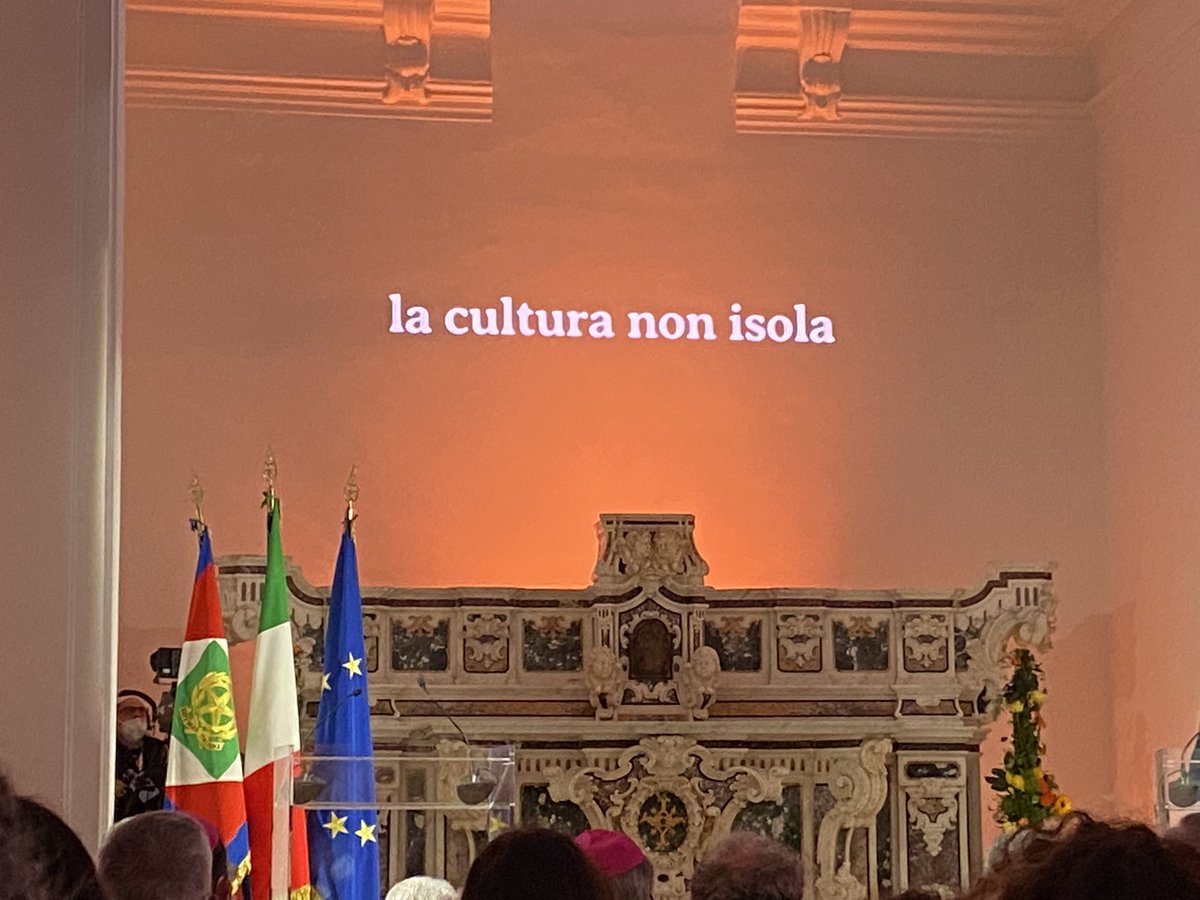 Massimo_Frau's tweet photo. #Procida22 e il saluto del Presidente https://t.co/yWcENkx4yR