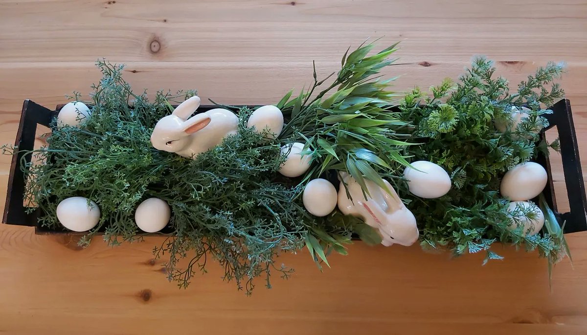 Lilo_Designs's tweet photo. #Easter arrangements just in time for your special get togethers. 🐰🌿 #EasterBunny #stagingworks #LiloDesigns https://t.co/e1Nx8Hs0Oe
