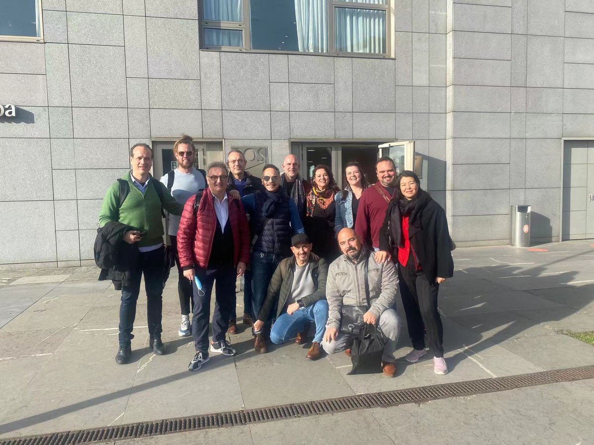 Today we had our first music rehearsal of Alzira at the <a href="/ABAOBilbaoOpera/">ABAO Bilbao Opera</a> with the great Mº <a href="/DanielOren7/">Daniel Oren</a>🎶 and my great colleagues❤️ I’m so happy to make music with you all! Bravi tutti👏🏻 

#HuiHe #Alzira #verdi #rehearsal #roledebut #abao #bilbao #spain <a href="/InArtAgency/">In Art</a>