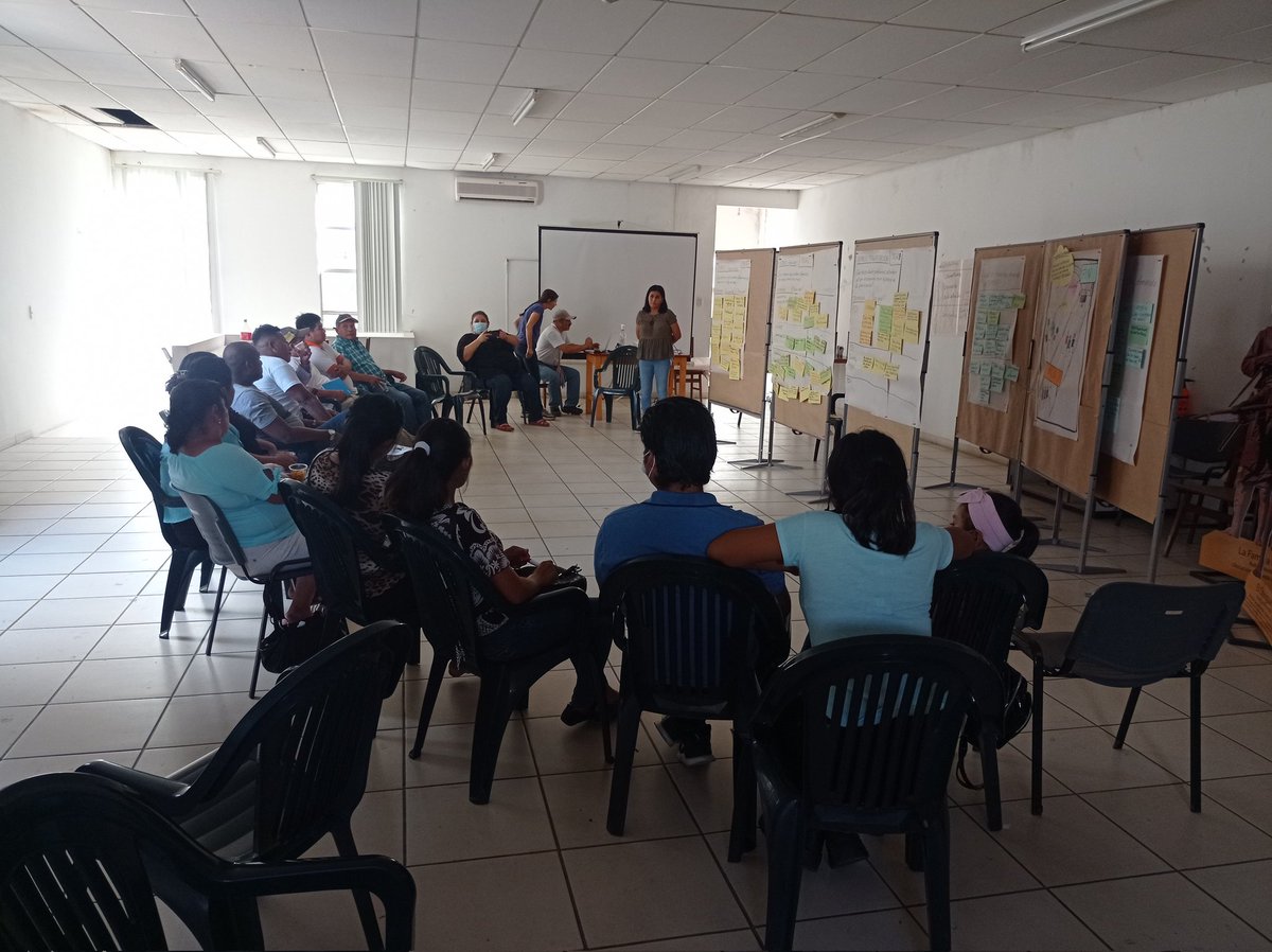 IndigenasVoces's tweet photo. La #APISACS #SantaCruz #Bolivia realiza el Análisis del contexto político relacionado a la demanda ante el #GAMSC, para construir la agenda de demandas, y hayan políticas públicas favorables a los #PIA
@MalkyaT @JoseChuvem @APCOB @cejis_bolivia @fabiolachambi @grupoeldeber https://t.co/sOBvER1uFF