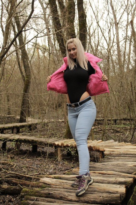 💕💕 https://t.co/gpfD0JhVte<a href="/tag/modelling"class="tags"><span>#modelling</span></a><a href="/tag/hungary"class="tags"><span>#hungary</span></a><a href="/tag/sharonsnow"class="tags"><span>#sharonsnow</span></a>