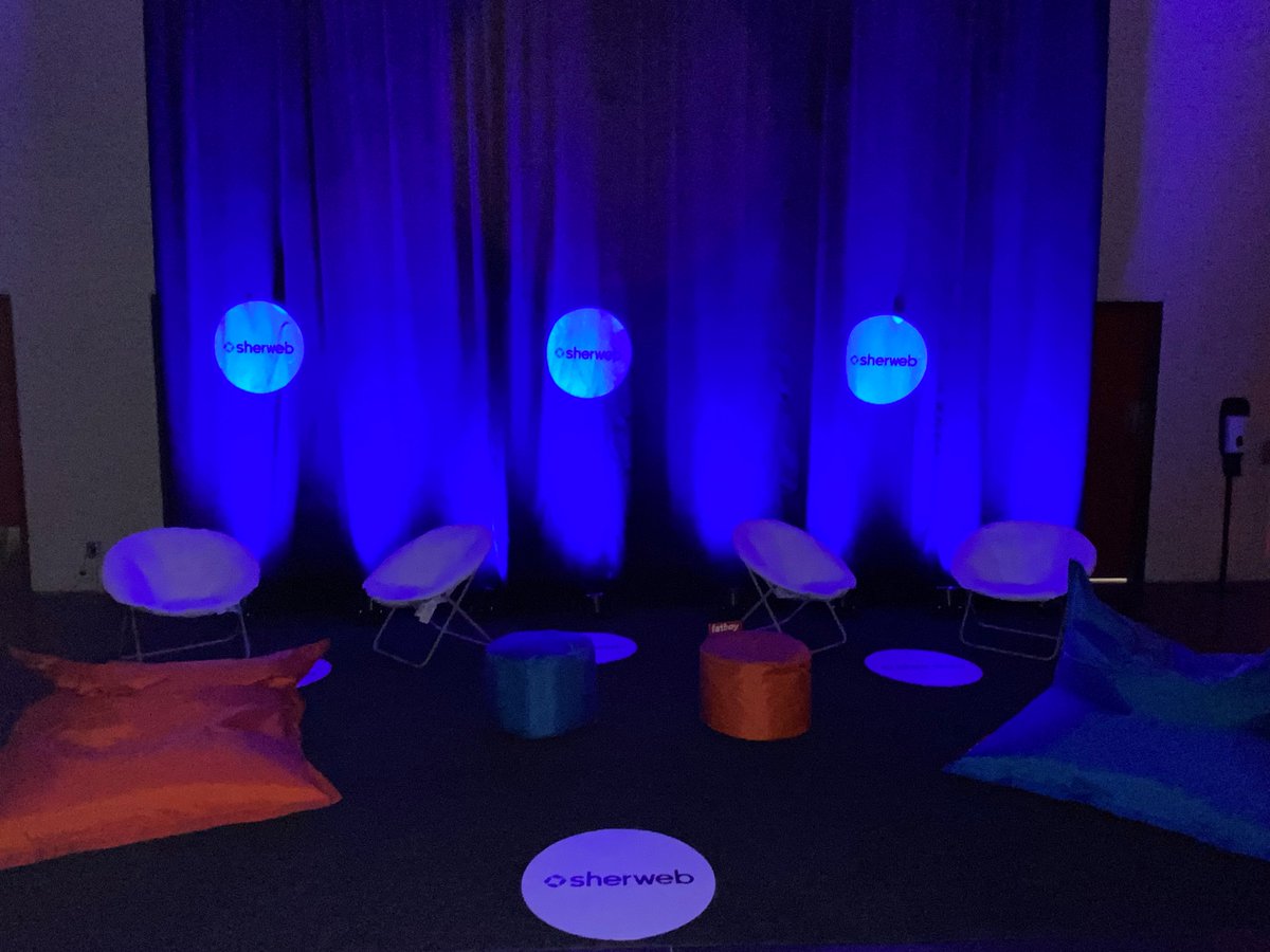 SherwebQC's tweet photo. Nous sommes de retour à La Console qui Console! Passez à notre kiosque afin de participer à notre concours. #sherweblife #leucan https://t.co/4OPoxhChrt