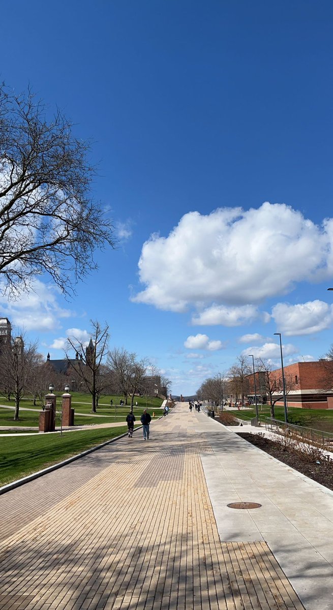 erin_aug's tweet photo. beautiful day yesterday #nhsmc #syracuse https://t.co/nJO8RXIVcp