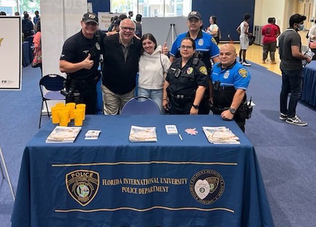 FIUPOLICE's tweet photo. Admitted Student Day at #FIU Welcome future PANTHERS 💙 It was great meeting our future students and their families… #FIUAdmittedStudents #Fiupolice #FIUPD #futurepamthers #fiu26 https://t.co/n71VaipjWb