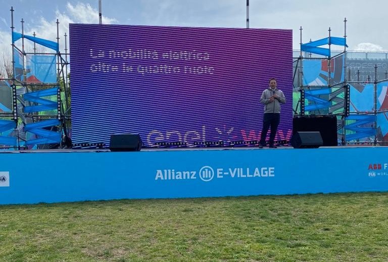 LorenzoRambaldi's tweet photo. It was great to speak today in the wonderful context of @FIAFormulaE about how #innovation is the tool for a truly sustainable and inclusive #emobility 

@enelxway @enel_oi #EPrixRome https://t.co/wejSgJbfEo