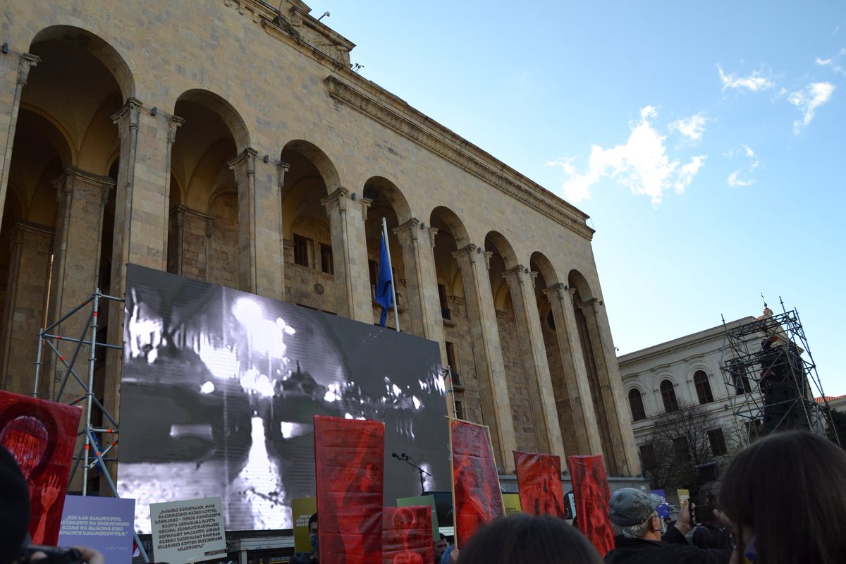 Melitavandrer's tweet photo. Paying tribute to the victims of #April9, 1989 tragedy who sacrificed their lives for the Independence of #Georgia. #ThankYouForFreedom #TbilisiMassacre
Russian imperialism and madness must be stopped and Russia must be punished for its crimes throughout history! #StopRussia https://t.co/kX2gI2gYEN