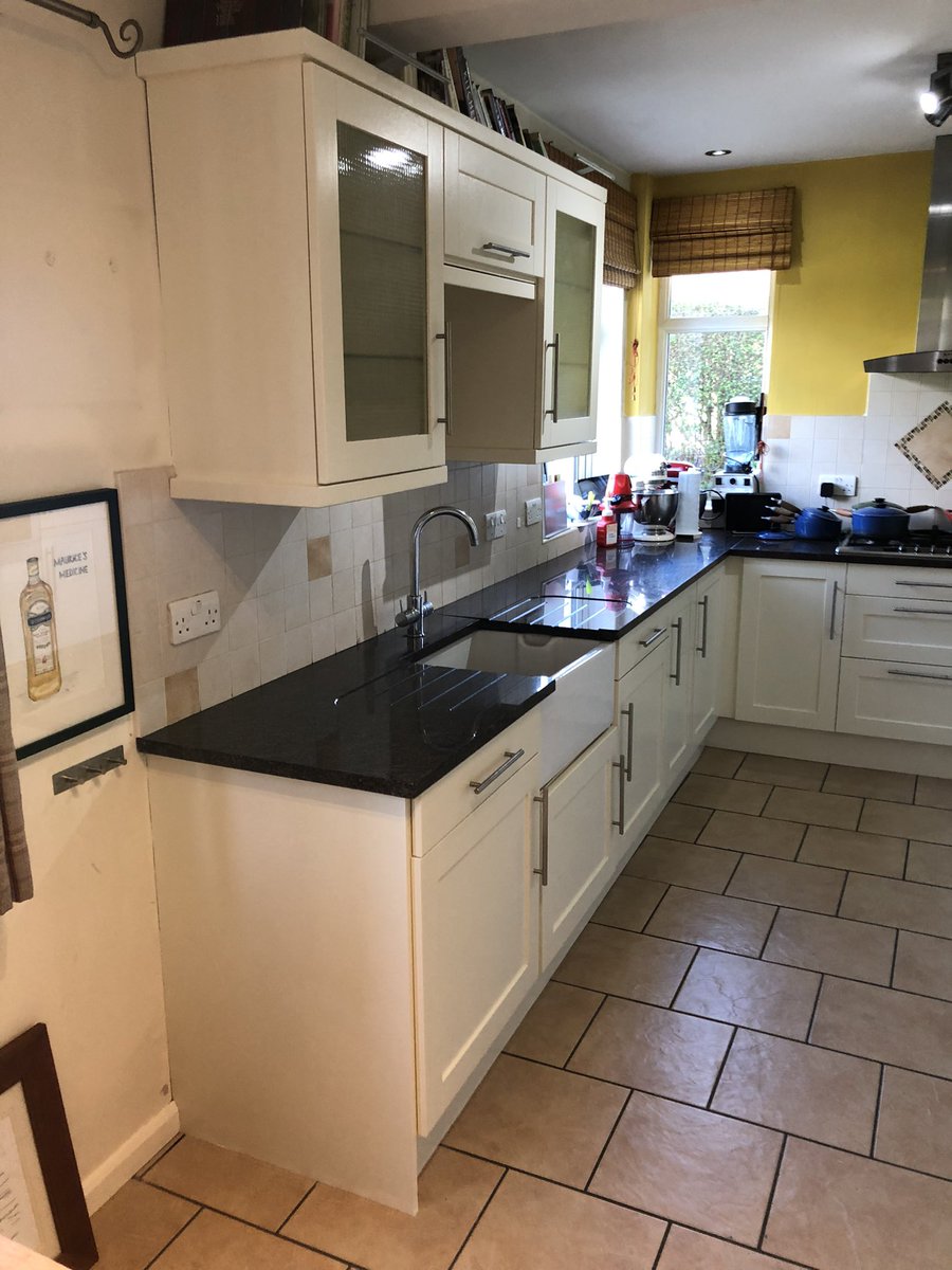 Eglantine Hand Painted Kitchens tweet media