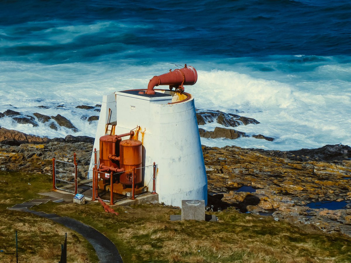 neil hedley tweet media