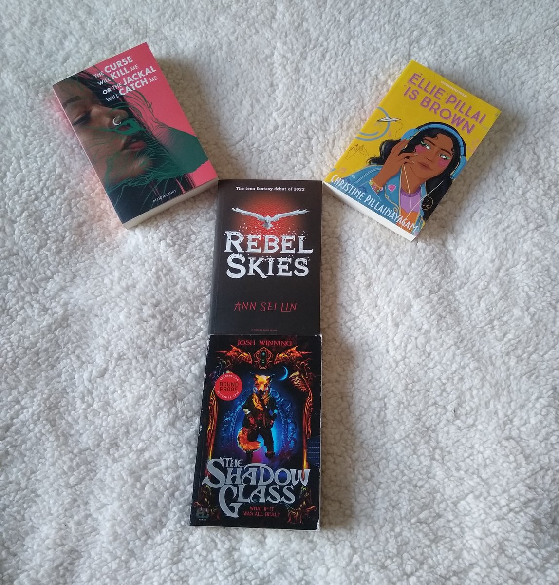 ReaderPenguin_'s tweet photo. Thank you so much to @UKYAbooks for this amazing bundle of #UKYA books I won from their third treasure hunt giveaway as part of the #UKYAPreview. In recognition of how brilliant UKYA is, I decided to arrange the books in the letters 📚 https://t.co/O93S24P4em
