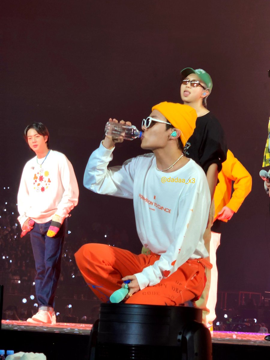 Hobi is so fine, I cannot.
