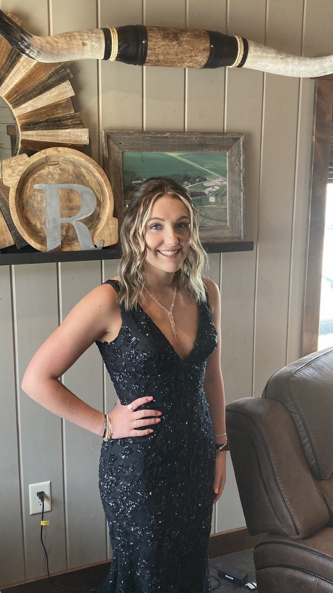 KornKattle's tweet photo. Some of my best work! #lastprom https://t.co/HX2HjKDqC8