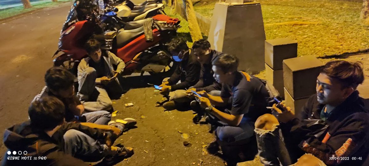 White_Techno's tweet photo. Kopdar vixbec https://t.co/2HbiCG6ijM