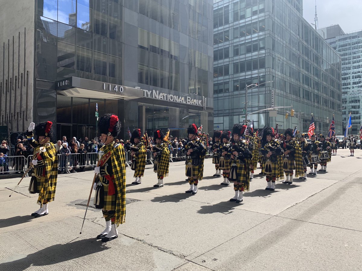 Scottish pride 🏴󠁧󠁢󠁳󠁣󠁴󠁿 was on full display with the return of the Tartan Day Parade. Marching up 6th Ave., this is the parade’s 24th year in New York City. Thank you to everyone who helped keep this event safe.