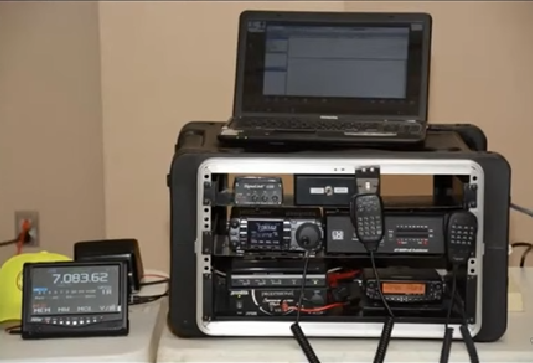 Comm Academy tweet media