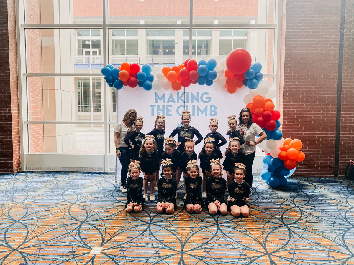 Encore_Elite's tweet photo. Minis are making the climb!! https://t.co/rWixYHToSc