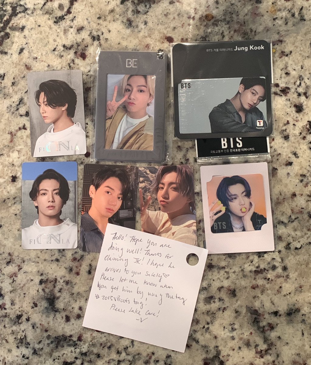 nahnahk2's tweet photo. I love them!  

Thank you @2013BTS_V 💜💜 Everything came so well packaged and quickly. #2013VProofs https://t.co/w9mUNIsmGg
