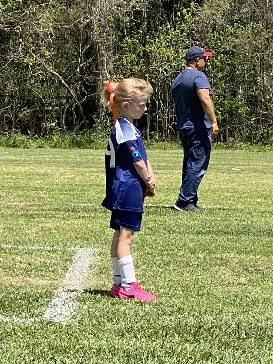 Kuchtas_class's tweet photo. So much fun to see some HHE Roadrunners in action today on the pitch. Go Cheetos! @HumbleISD_HHE #Bethelight https://t.co/nyw0ti5GGy