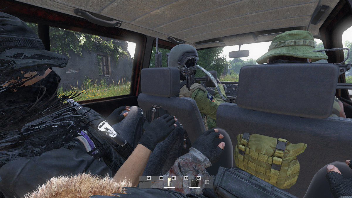 ItzQueenie_'s tweet photo. Surviving the wild lands of livonia!😍
#dayzcore #doyouhavewhatittakes https://t.co/Q8mhFv33Og