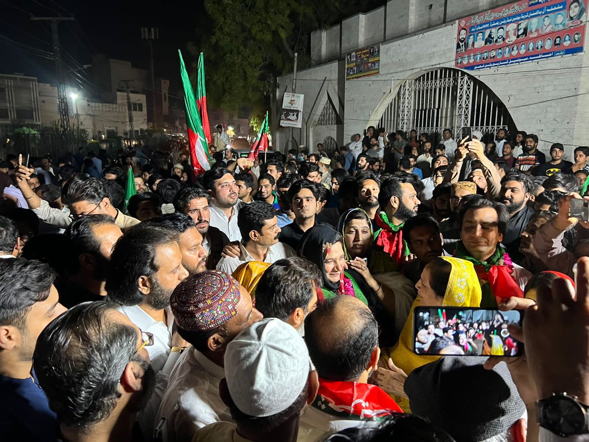 PTIofficial's tweet photo. These are visuals from Kasur. Like here, in every city we will see people supporting their leader, @ImranKhanPTI! Nation is proud of him. #امپورٹڈ_حکومت_نامنظور https://t.co/PSMwN20Zgf