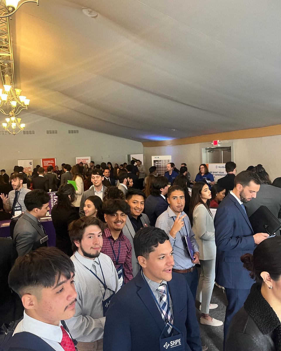 Prof_Granda's tweet image. Great to see @wcu engineering students in the Job fair @shperegion7.