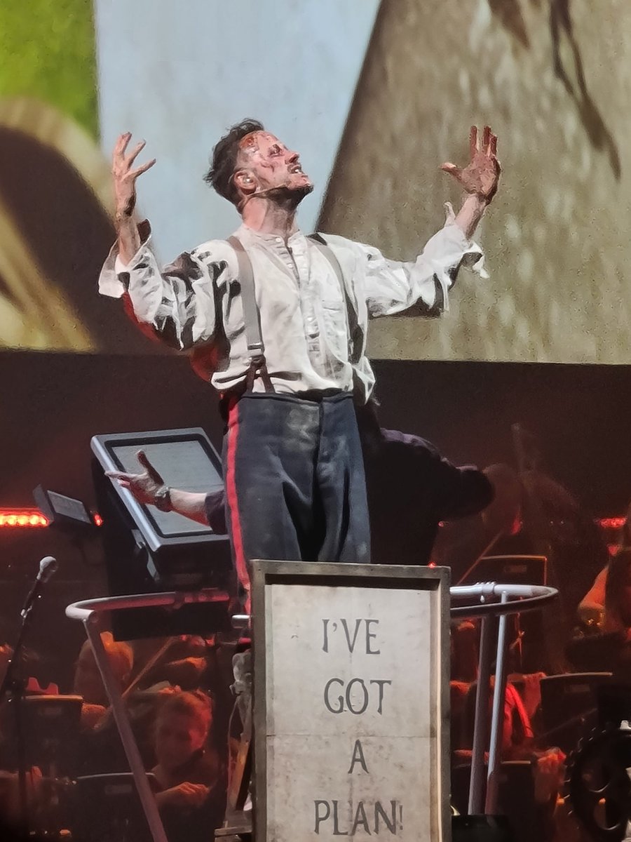 NickiyJones's tweet photo. @keviclifton fantastic show well worth the 2 year wait but Kevin Clifton totally stole the show. https://t.co/q5jHPkeObo