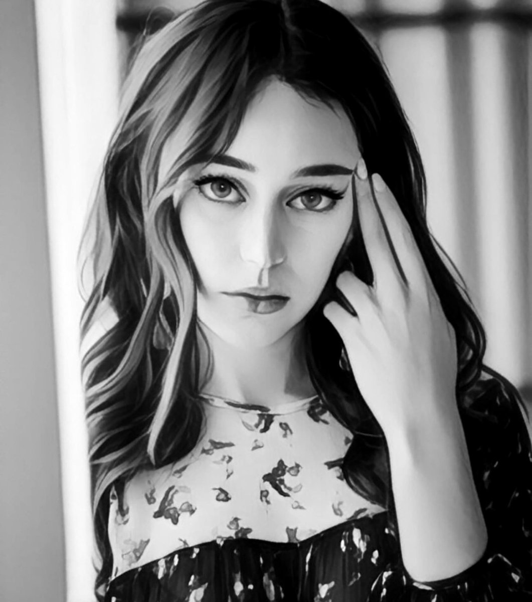 ADC (@alyjasmemecarey) on Twitter photo 