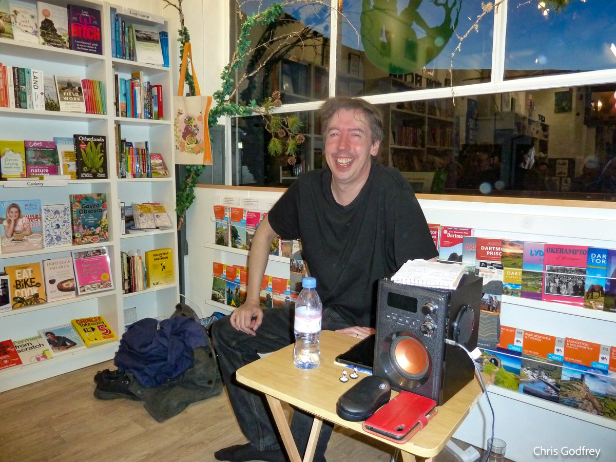 That was an amazing performance by Paul Richards tonight in his one-man show "Harvey Greenfield is Running Late"! #DogberryandFinch #Okehampton